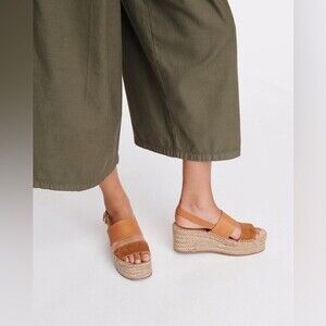 Rag & Bone Edie Wedge in Tobacco sz 40 (US sz 10)